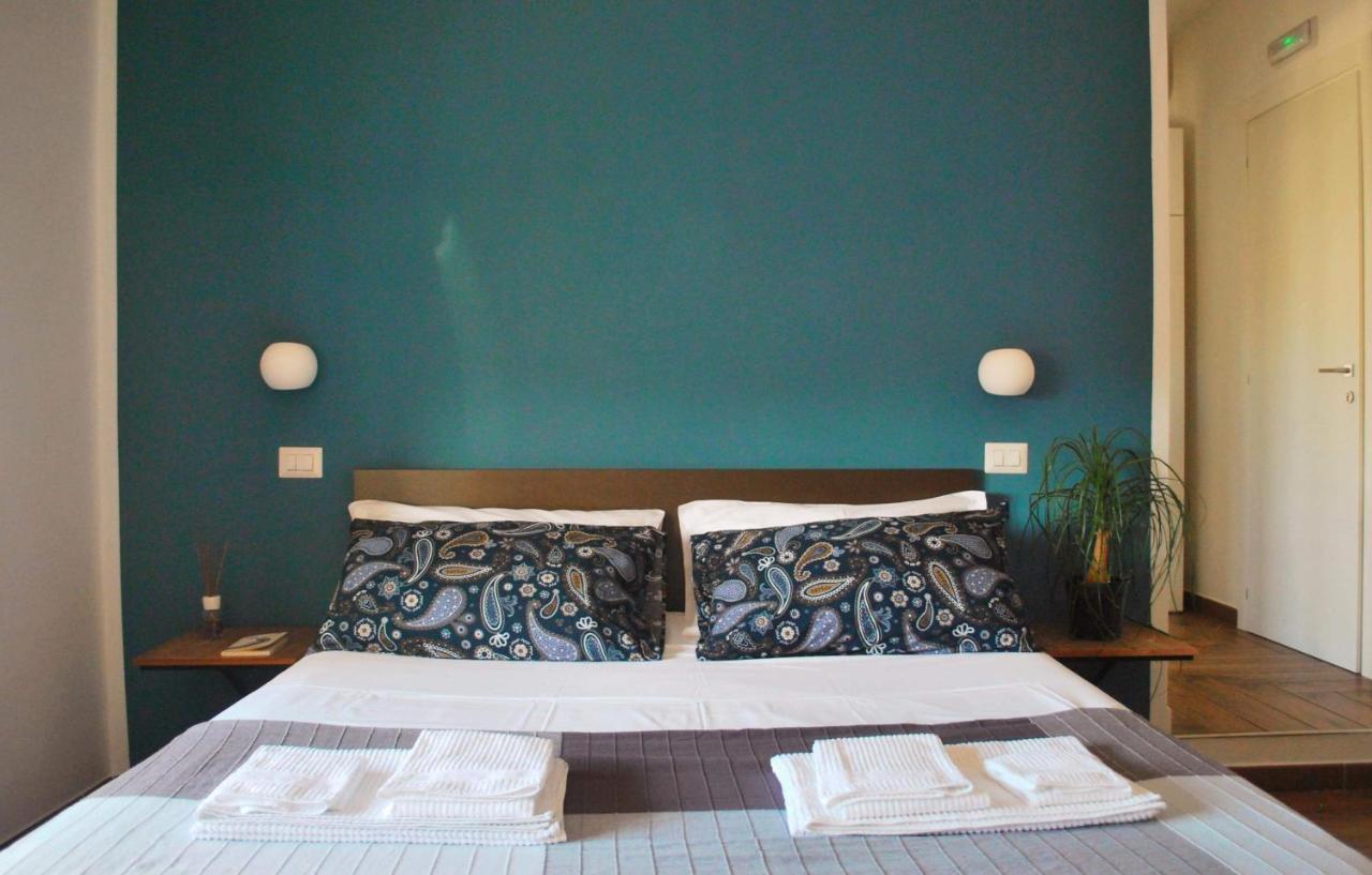 Hub Ferroviario - 12 Posti Letto Per Il Tuo Gruppo A Napoli Con Wifi E Netflix Bed & Breakfast Ngoại thất bức ảnh