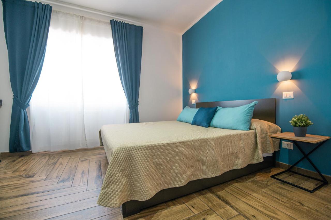Hub Ferroviario - 12 Posti Letto Per Il Tuo Gruppo A Napoli Con Wifi E Netflix Bed & Breakfast Ngoại thất bức ảnh